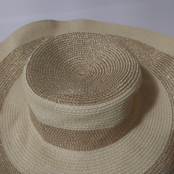 J. Crew NWOT Gold Striped Wide Brimmed Straw Hat  With Metallic Contrast - Picture 4 of 10
